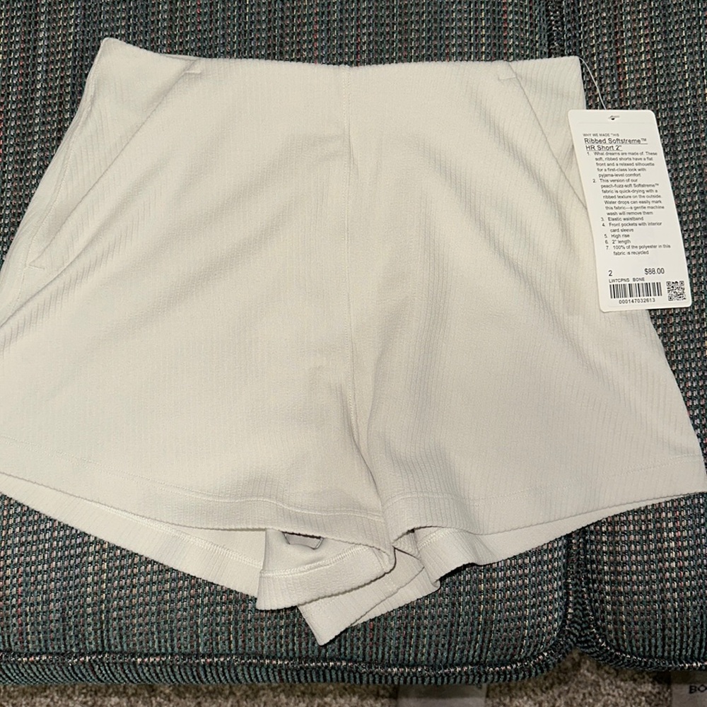 Ribbed soft stream HR short 2 in.